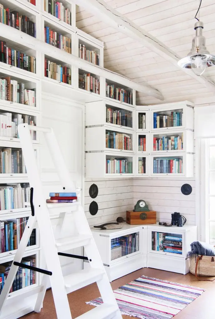 Boknäs kirjahylly valkoinen