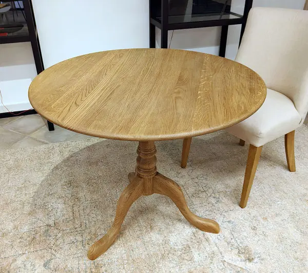 Flamant pyöreä ruokapöytä