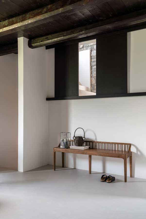 Penkki Spindle 150 x 35 cm, tiikki