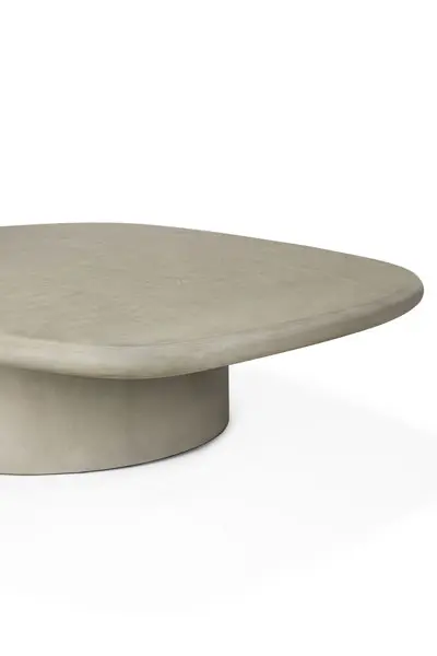 25076_Elements_outdoor_coffee_table_varnished_concrete_Light_Grey_pebble_det02_cut_web.webp