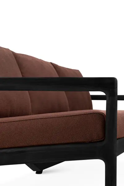 10440_Jack_outdoor_sofa_3_seater_varnished_teak_Black_Burgundy_fabric_det02_cut_web.webp