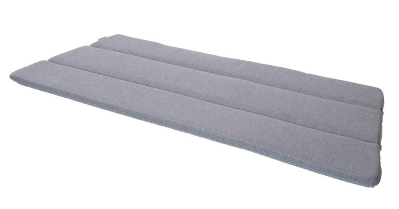 Istuintyyny Breeze-sohvaan, eri värejä